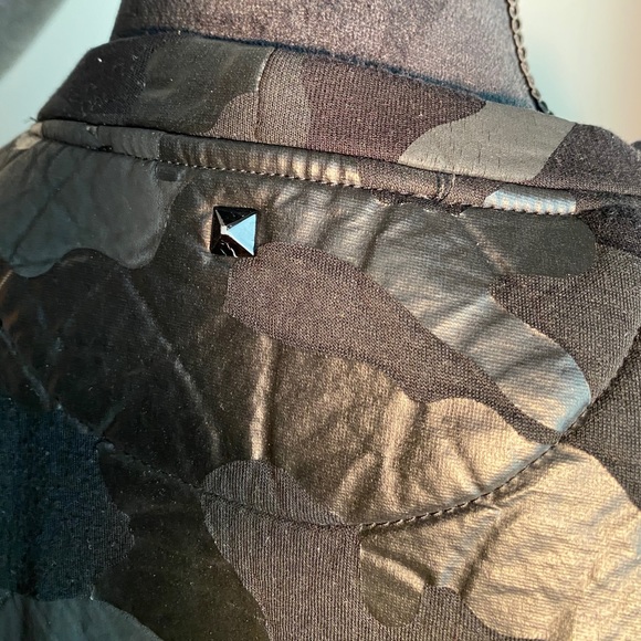 Valentino Black camouflage neoprene crew neck - Picture 2 of 5